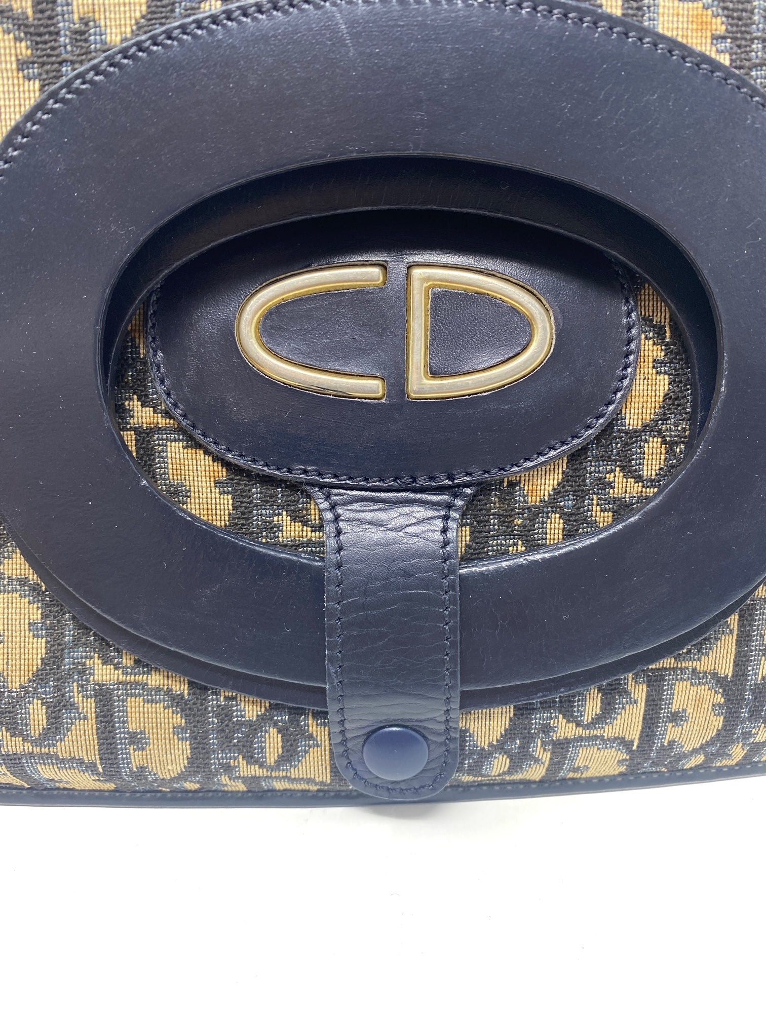 Carrie Bradshaw Vintage Dior clutch