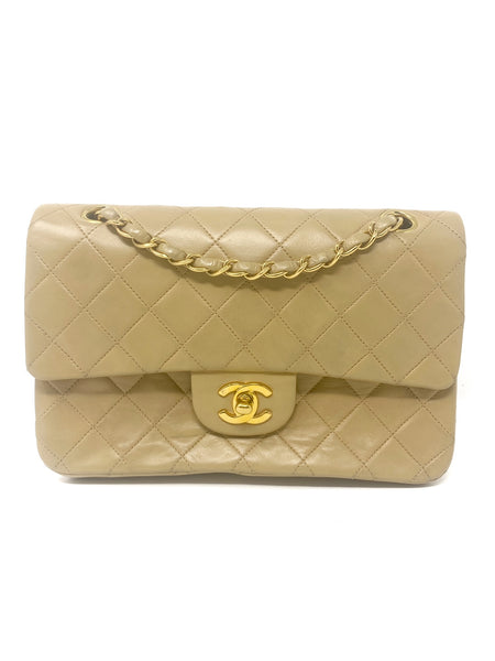 Chanel beige vintage online bag