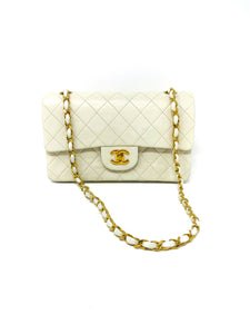 Chanel beige bag €3750 [RPP €5300] – Maison Vivienne