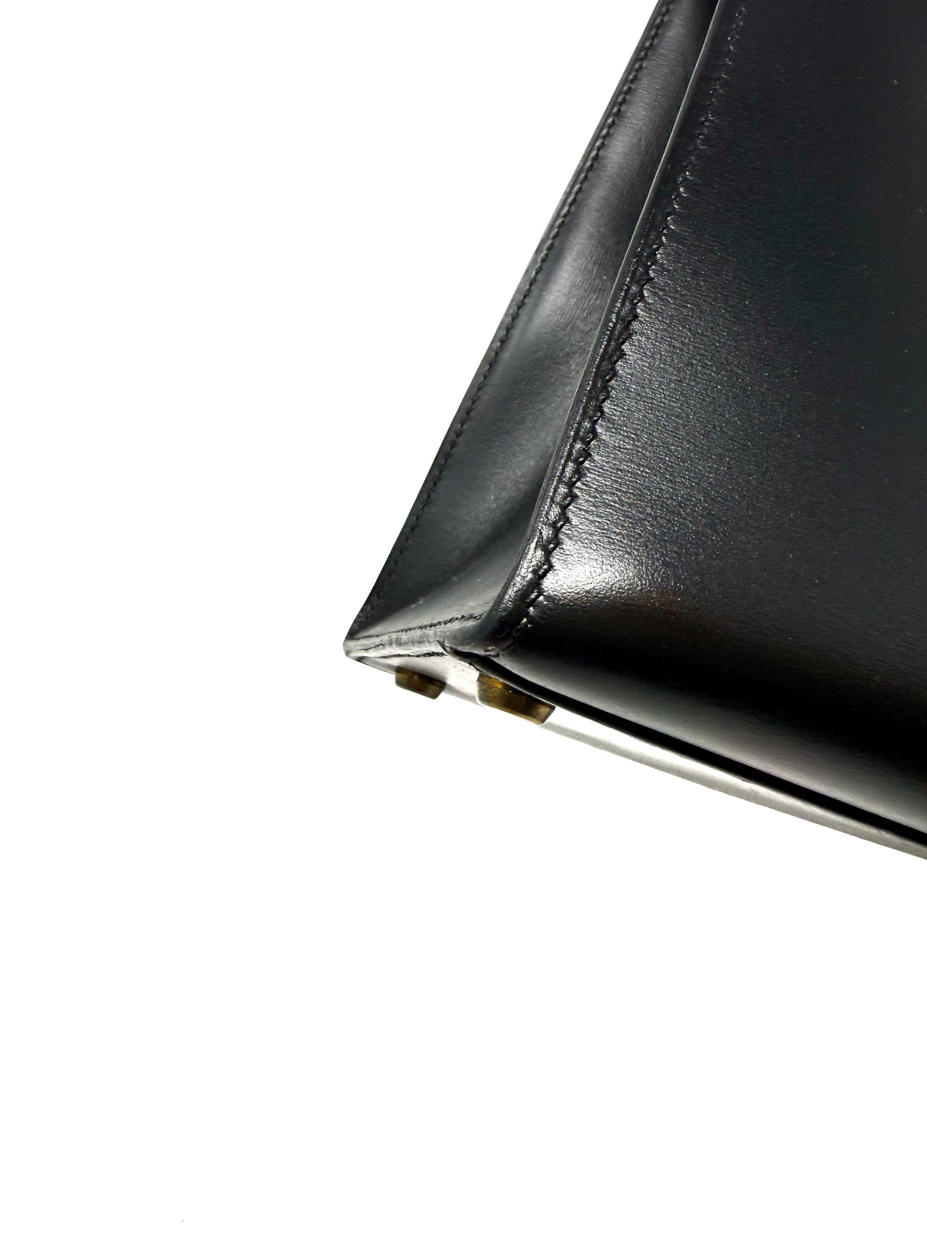 corner wear detail on Kelly 32 Black Box Sellier