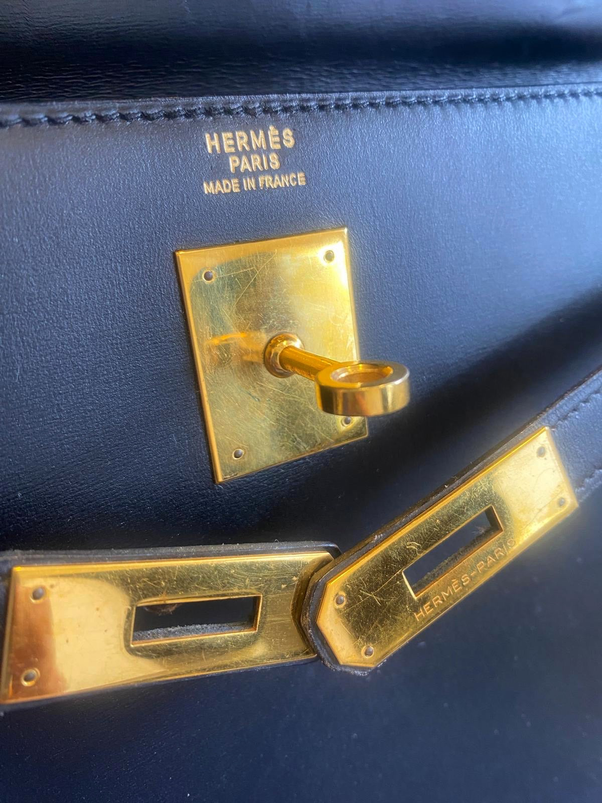 Hermes Paris gold stamp on Kelly 32 Black Box Sellier