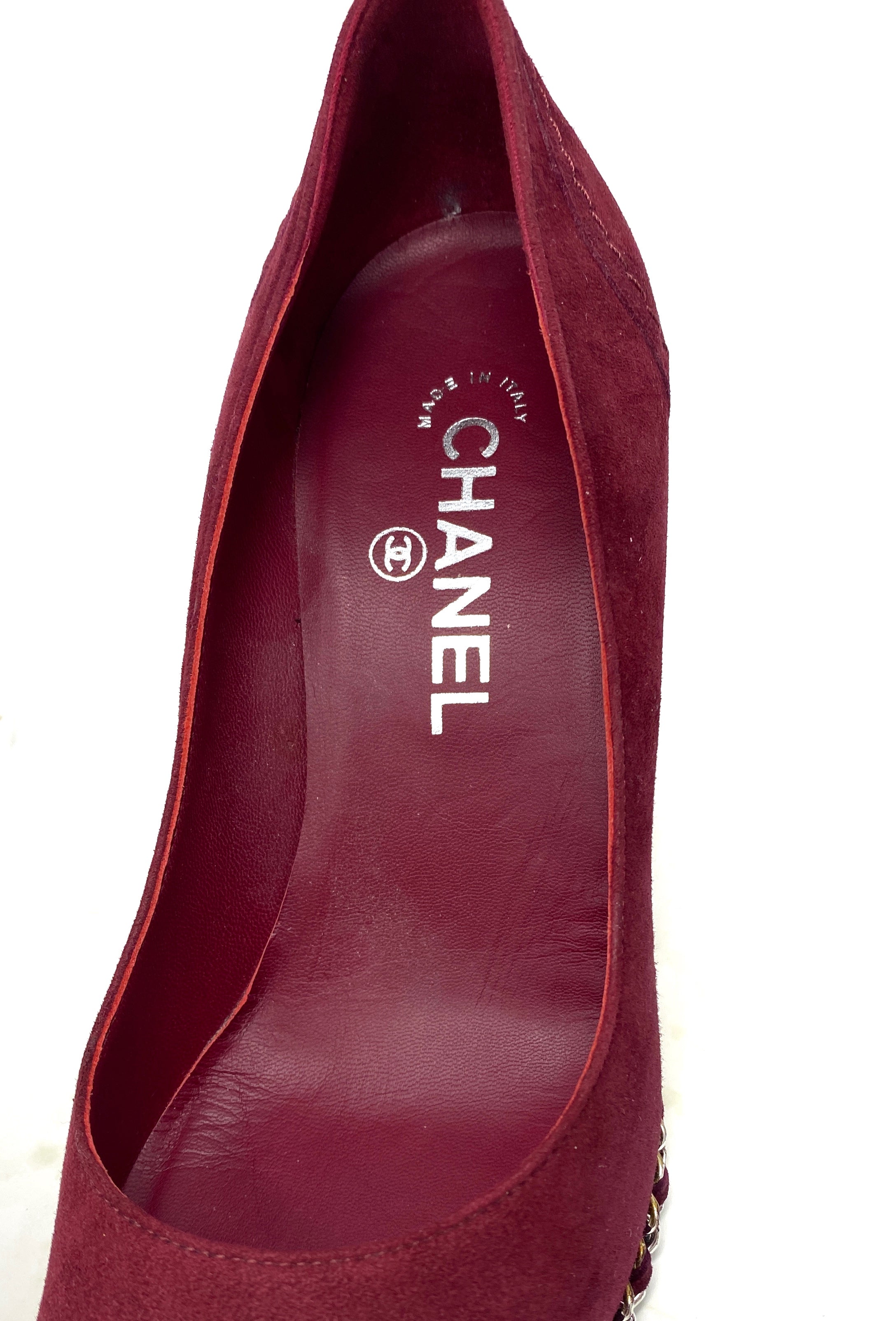 chanel wedges, burgundy and black leather, with chain, size 38.